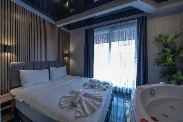 Honeymoon Süit