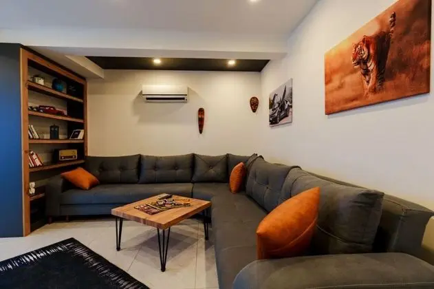 https://images.odamax.com/img/1024x768/odamax/image/upload/ZmlsZU5hbWU9MTY4NTAzMzM0MjUxNC0xODg0ZmRhNS02NmI3LTkwMDItOGY3Ny0yZDczOTU4ZTEwMDA_20230811213734.jpg
