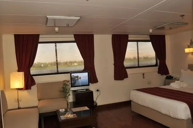 Suite River View for 7Nights /Check in from Luxor on Monday-Check out on following Monday from Luxor