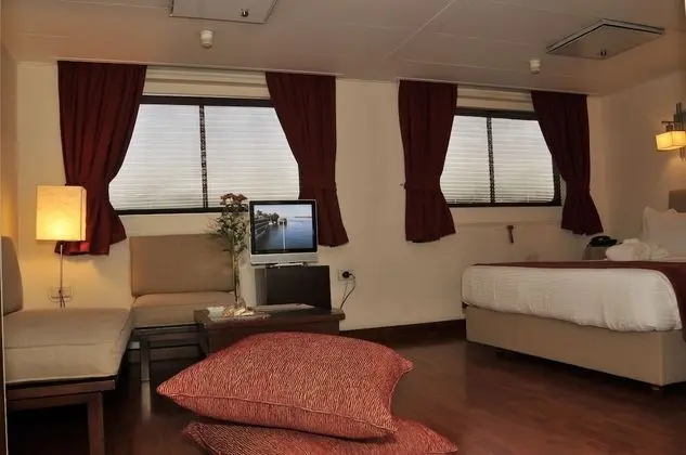 Suite River View for 7Nights /Check in from Luxor on Monday-Check out on following Monday from Luxor