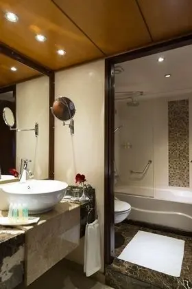 Junior Double or Twin Room (4 Nights Luxor to Aswan Mon-Fri)  With Sightseeing.