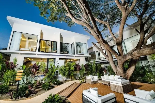 Signature Villa