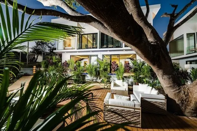 Signature Villa