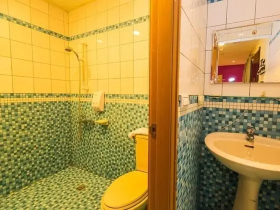 Tek Büyük Yataklı Oda, 1 Çift Kişilik Yatak, Sigara İçilmez