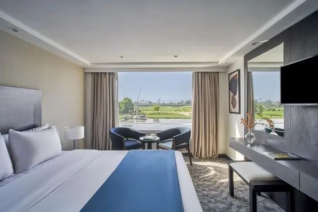 Deluxe Kulübe (4 Nights, Luxor to Aswan on Monday)