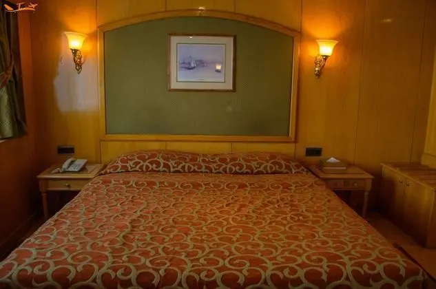 Deluxe Üç Kişilik Oda, 1 Yatak Odası, Sigara İçilmez, Nehir Manzaralı