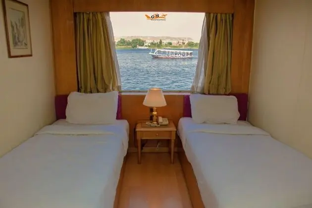 Deluxe Üç Kişilik Oda, 1 Yatak Odası, Sigara İçilmez, Nehir Manzaralı