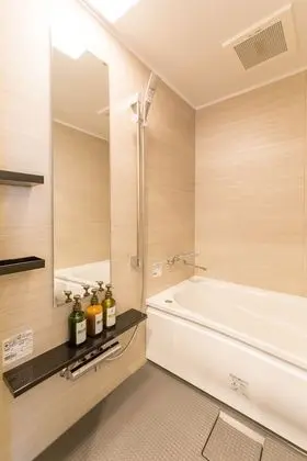 İki Ayrı Yataklı Oda, Sigara İçilmez