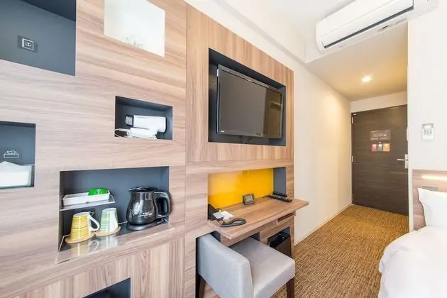 Tek Büyük Yataklı Oda, Sigara İçilmez (Semi-Double Room)