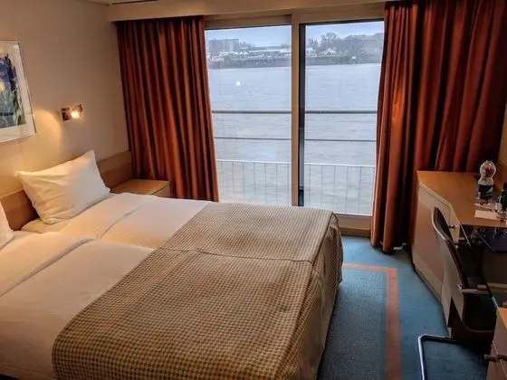 Comfort Tek Büyük veya İki Ayrı Yataklı Oda, Sigara İçilmez, Şehir Manzaralı