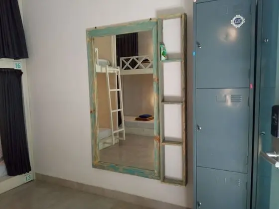 Ortak Ranzalı Oda, Sadece erkekler için
