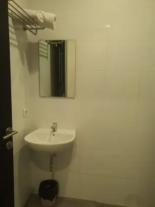Ortak Ranzalı Oda, Sadece kadınlar için