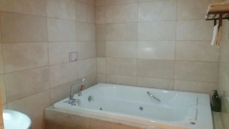 Premier Tek Büyük Yataklı Oda