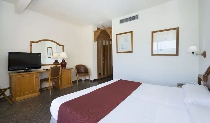 Tek Büyük Yataklı Oda, Balkon