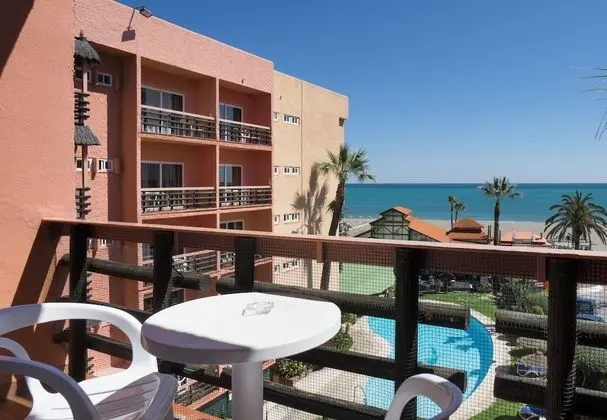 Tek Büyük Yataklı Oda, Balkon, Deniz Manzaralı
