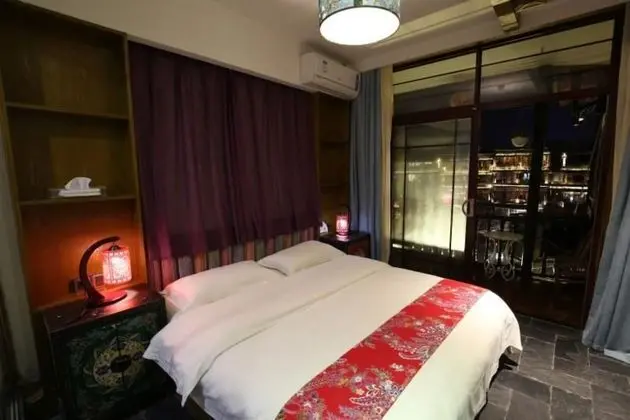 Deluxe Tek Büyük Yataklı Oda, Nehir Manzaralı