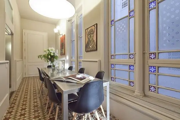Traditional Apart Daire, 4 Yatak Odası, Sigara İçilmez, Küvet