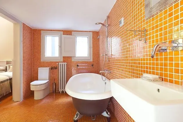Traditional Apart Daire, 4 Yatak Odası, Sigara İçilmez, Küvet