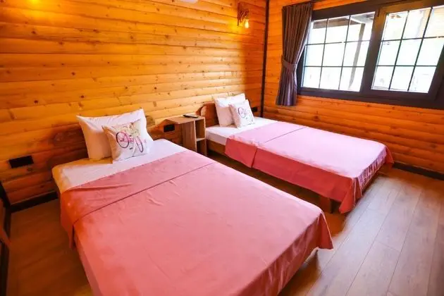 Asma Katlı Bungalow, Doğa Manzaralı, Isıtmalı Özel Havuzlu
