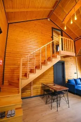 Asma Katlı Bungalow, Doğa Manzaralı, Özel Havuzlu