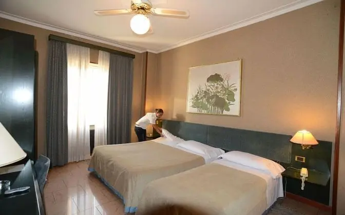 Dört Kişilik Oda