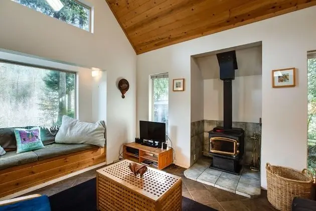 Ev (5 Bedrooms)