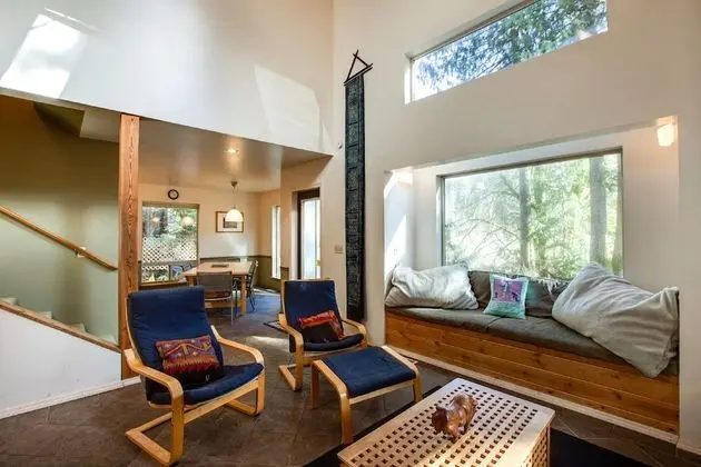 Ev (5 Bedrooms)