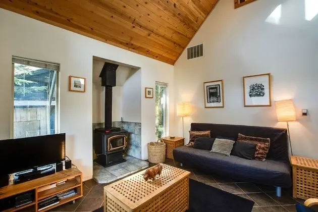 Ev (5 Bedrooms)