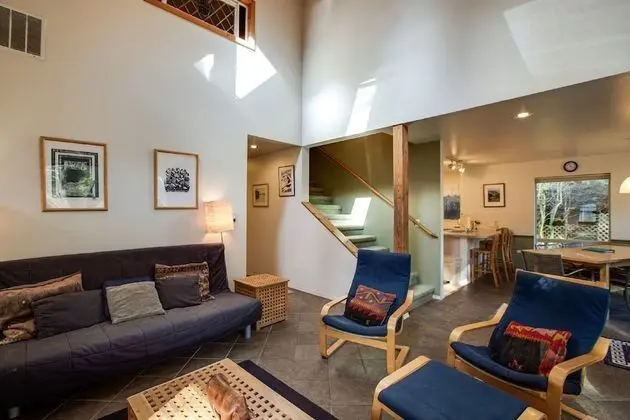 Ev (5 Bedrooms)