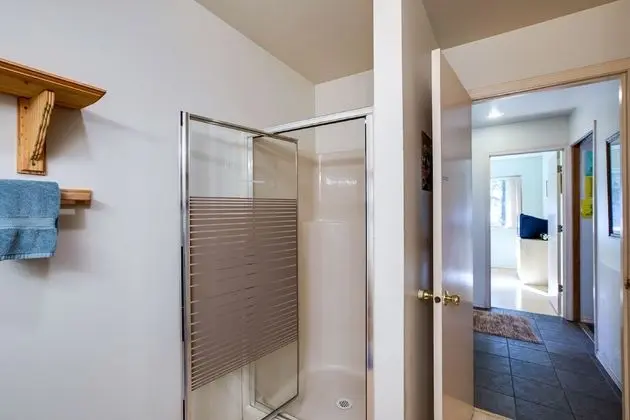 Ev (5 Bedrooms)