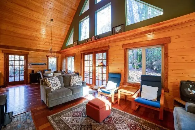 Ev (3 Bedrooms)