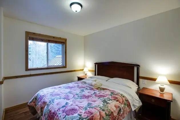 Ev (1 Bedroom)