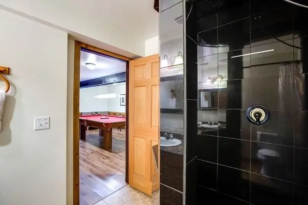 Ev (1 Bedroom)