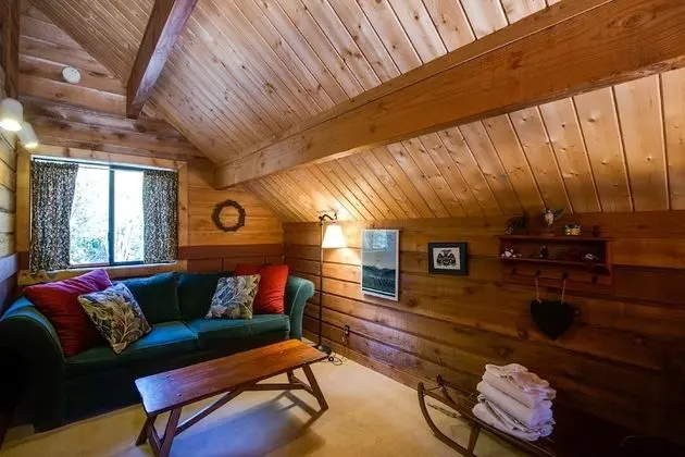 Ev (2 Bedrooms)