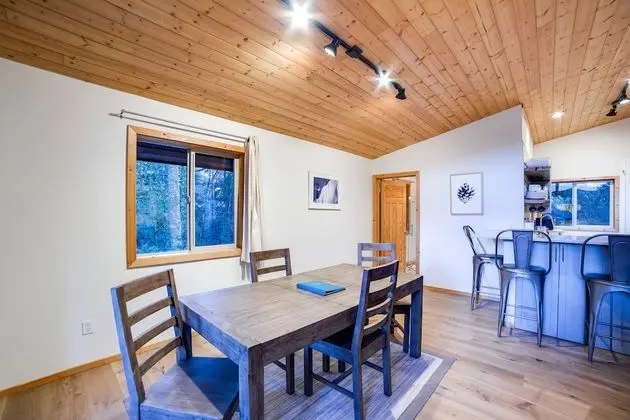 Ev (3 Bedrooms)