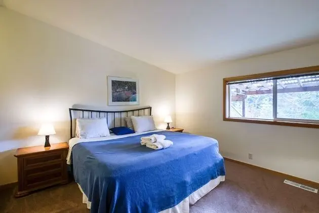 Ev (3 Bedrooms)