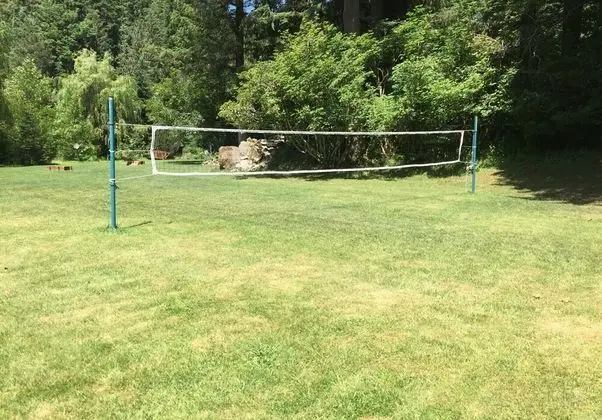 Ev