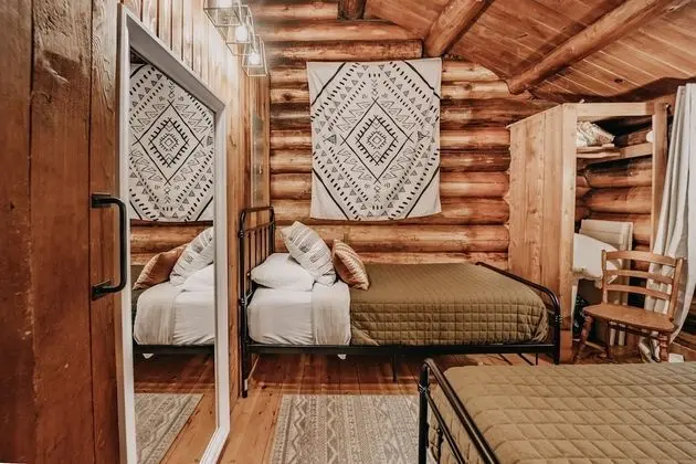 Ev (2 Bedrooms)