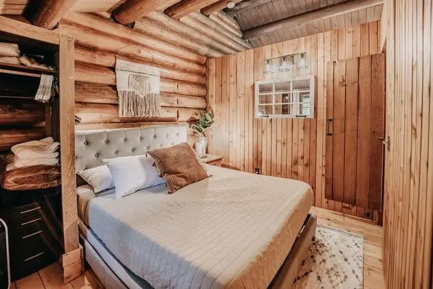 Ev (2 Bedrooms)
