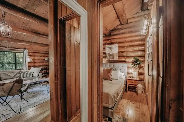 Ev (2 Bedrooms)