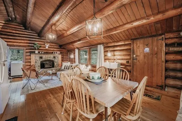 Ev (2 Bedrooms)