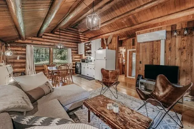 Ev (2 Bedrooms)