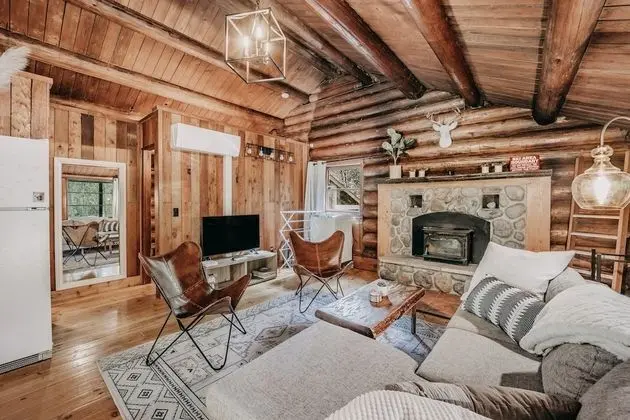 Ev (2 Bedrooms)