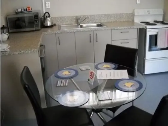 Standard Süit, 1 Yatak Odası, Mutfak (Downstairs)