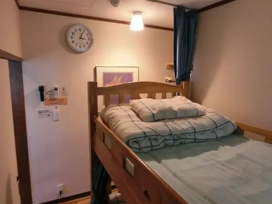 İki Ayrı Yataklı Oda, Ortak Banyo (with Bunk Bed)