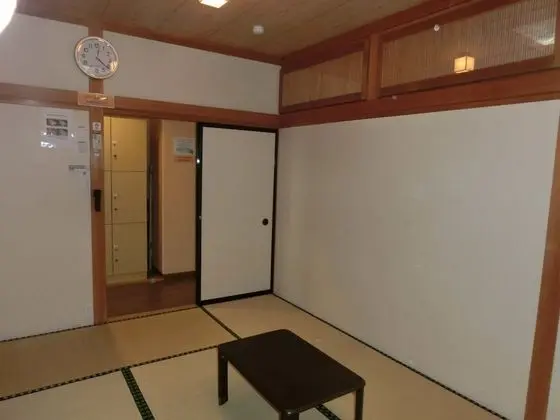 Standard Oda, Sigara İçilmez, Ortak Banyo (Japanese-Style)