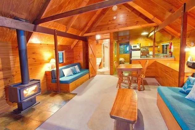 Kır Evi, 1 Yatak Odası, Sigara İçilmez, Mutfak (Yellow Robin)