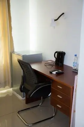 Standard Tek Büyük Yataklı Oda, 1 Çift Kişilik Yatak, Engellilere Uygun, Bahçe Manzaralı