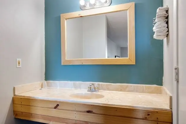 Oda, 1 En Büyük (King) Boy Yatak, Sigara İçilebilir