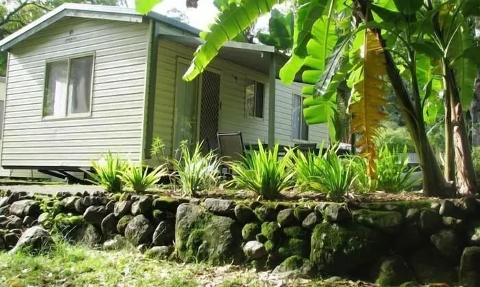 Standard Kulübe (Riverside Garden Cabin)